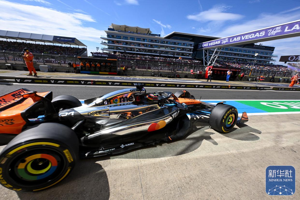 包含索伯车队碾压红牛二队，拉塞尔关键制胜的词条