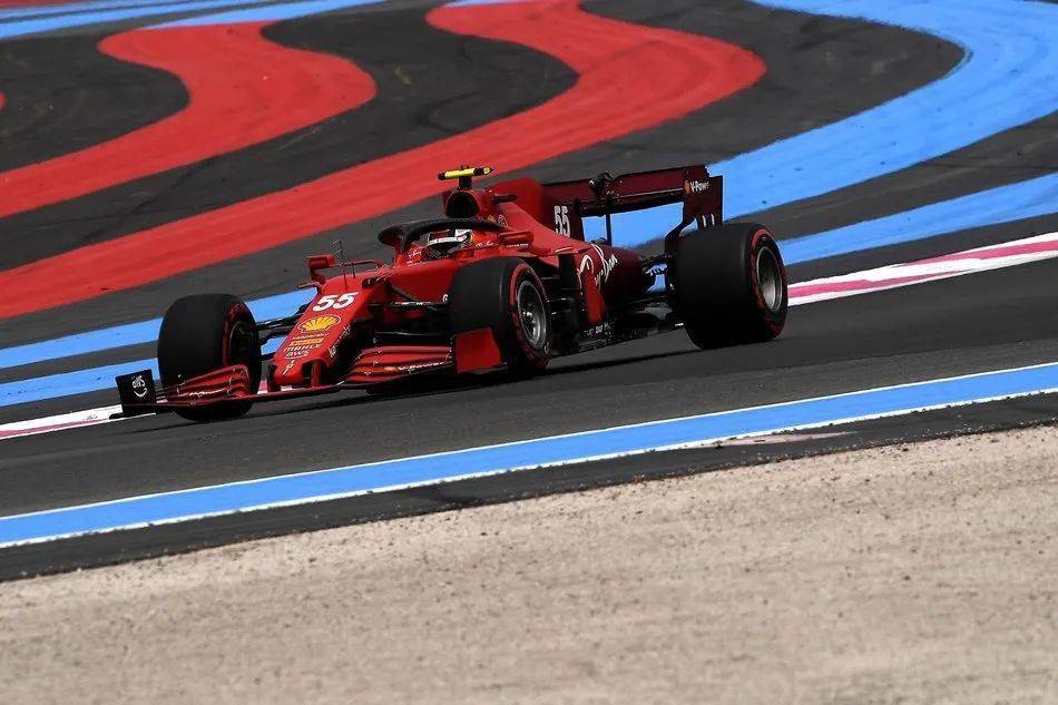 开云体育官网-威廉姆斯力克法拉利，佩雷兹关键制胜