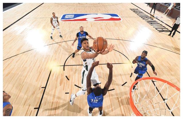 开云体育平台APP-浙江队完胜雄鹿，武切维奇带队取胜